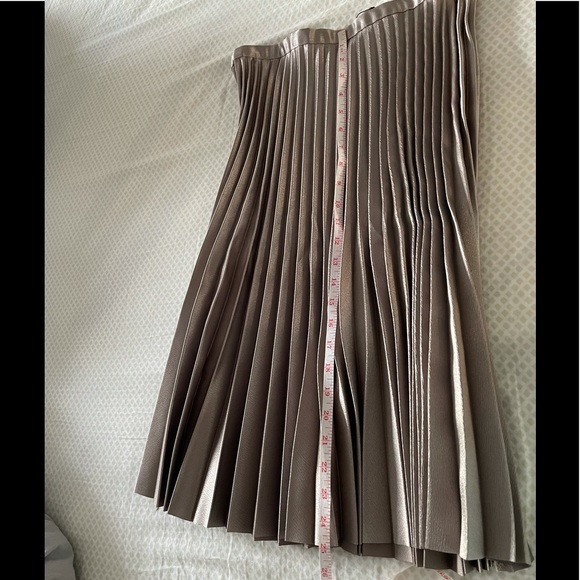 Banana republic skirt - Picture 5 of 6